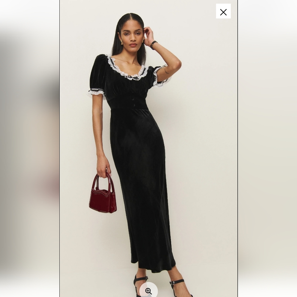 NWT Reformation Adessa Velvet Dress / Black / Sz 6